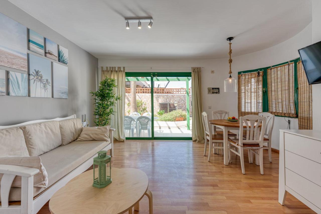Homeforguest Apartment With Pool And Terrace 1 Min From The Beach Corralejo Kültér fotó