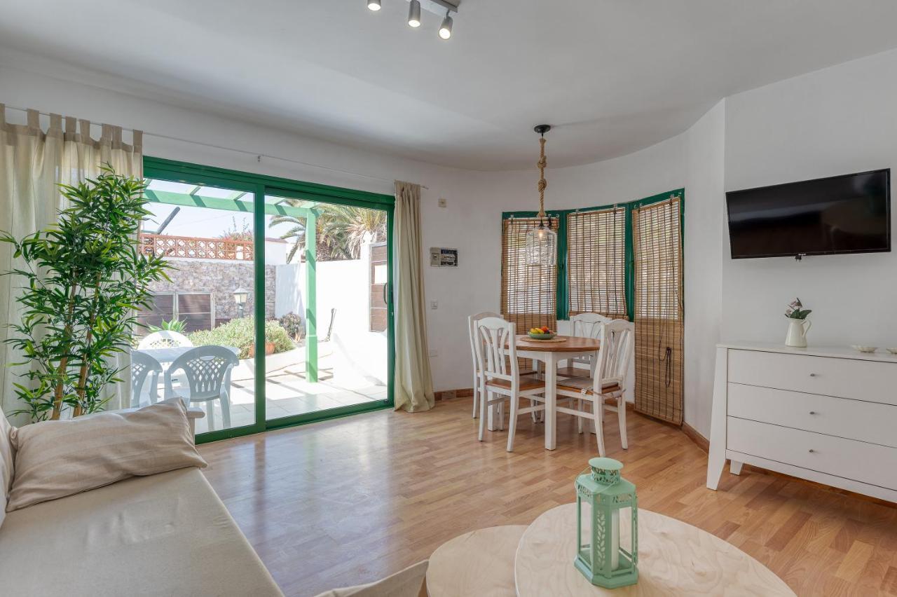 Homeforguest Apartment With Pool And Terrace 1 Min From The Beach Corralejo Kültér fotó