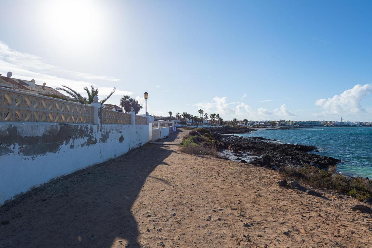 Homeforguest Apartment With Pool And Terrace 1 Min From The Beach Corralejo Kültér fotó